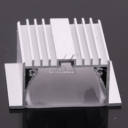 Un alluminio il LED Antivari di 6063 leghe, alluminio espulso profila la norma ISO
